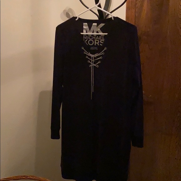 Dress - Picture 1 of 2